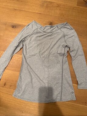 lululemon athletica Light Heather Gray Long-Sleeve Performance Tee